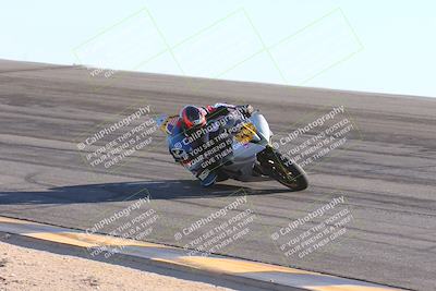 media/Nov-17-2024-CVMA (Sun) [[1fec520723]]/Race 11-Amateur Supersport Open/